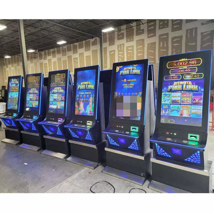 La máquina de juego multifuncional de la pesca de la ranura espesó verticalmente color negro